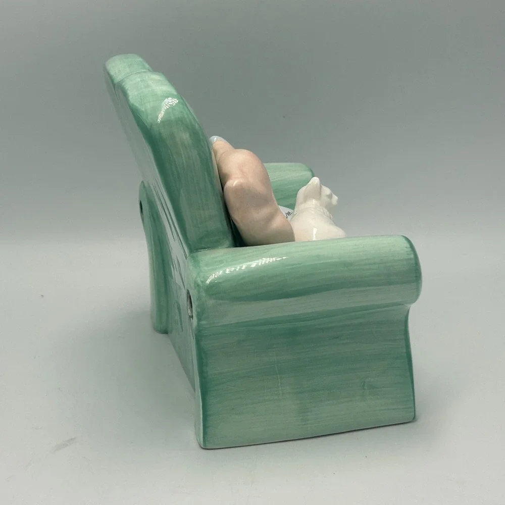 Flavia Pottery Cat Kitten Mini Couch Sofa Trinket Box Sleeping Pastel Whimsical